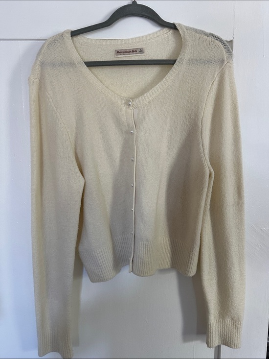 Abercrombie & Fitch Sweaters - Abercrombie & Fitch Cream Pearl-Button Cardigan